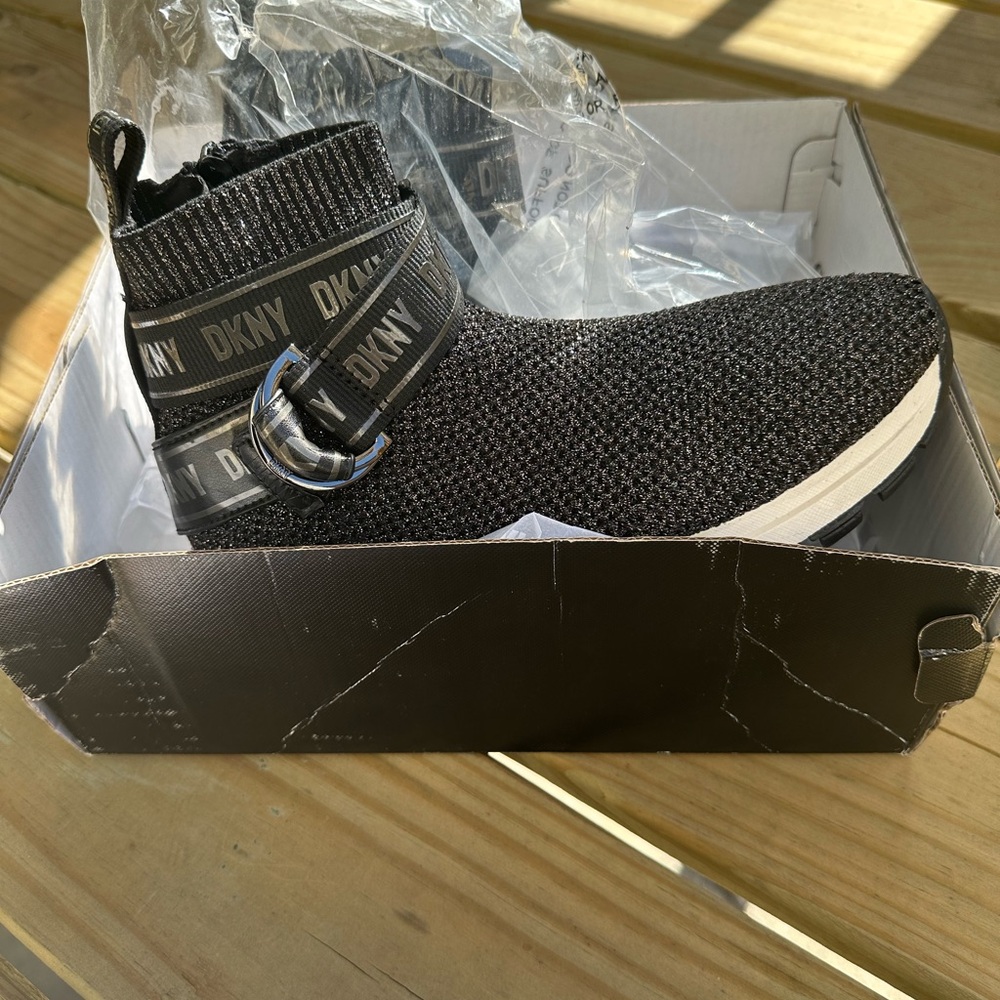 DKNY Women's Black Knit Sneakers with White Sole
